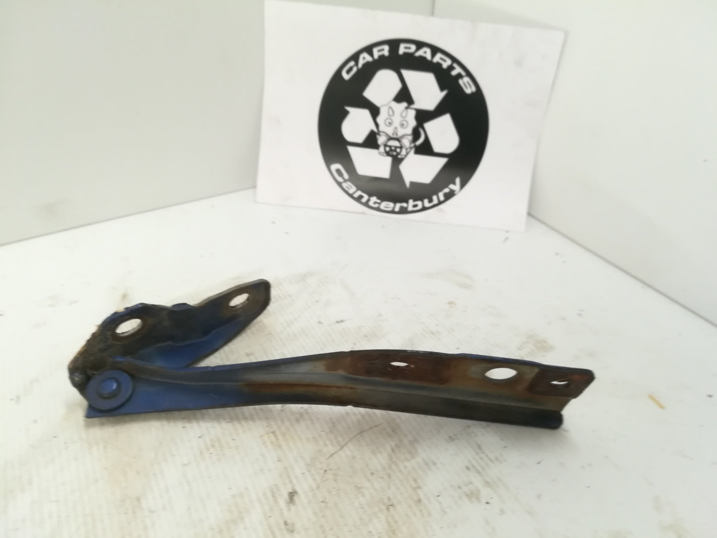 bonnet hinge r