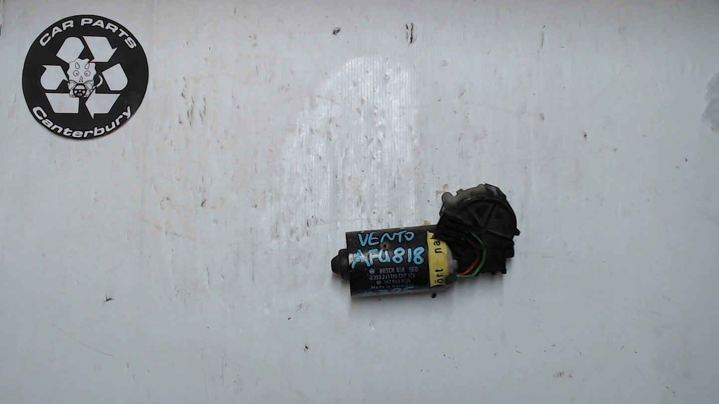 Wiper Motor - 0 390 241 118 - TM pr1100